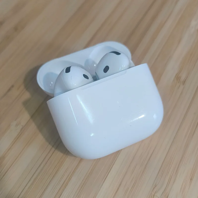 Smarte Kopfhörer mit Gesundheitssensoren: Wenn Earbuds Herzfrequenz und Temperatur messen