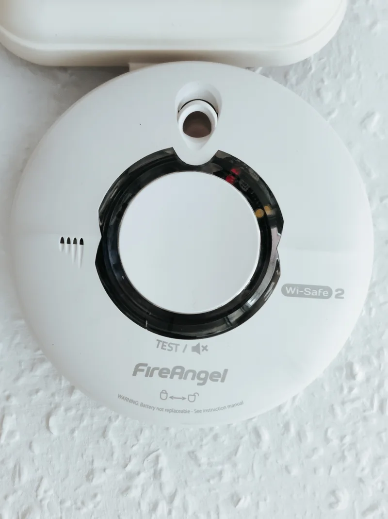 Smarte Rauch- und Wassermelder: Sicherheit fürs vernetzte Zuhause